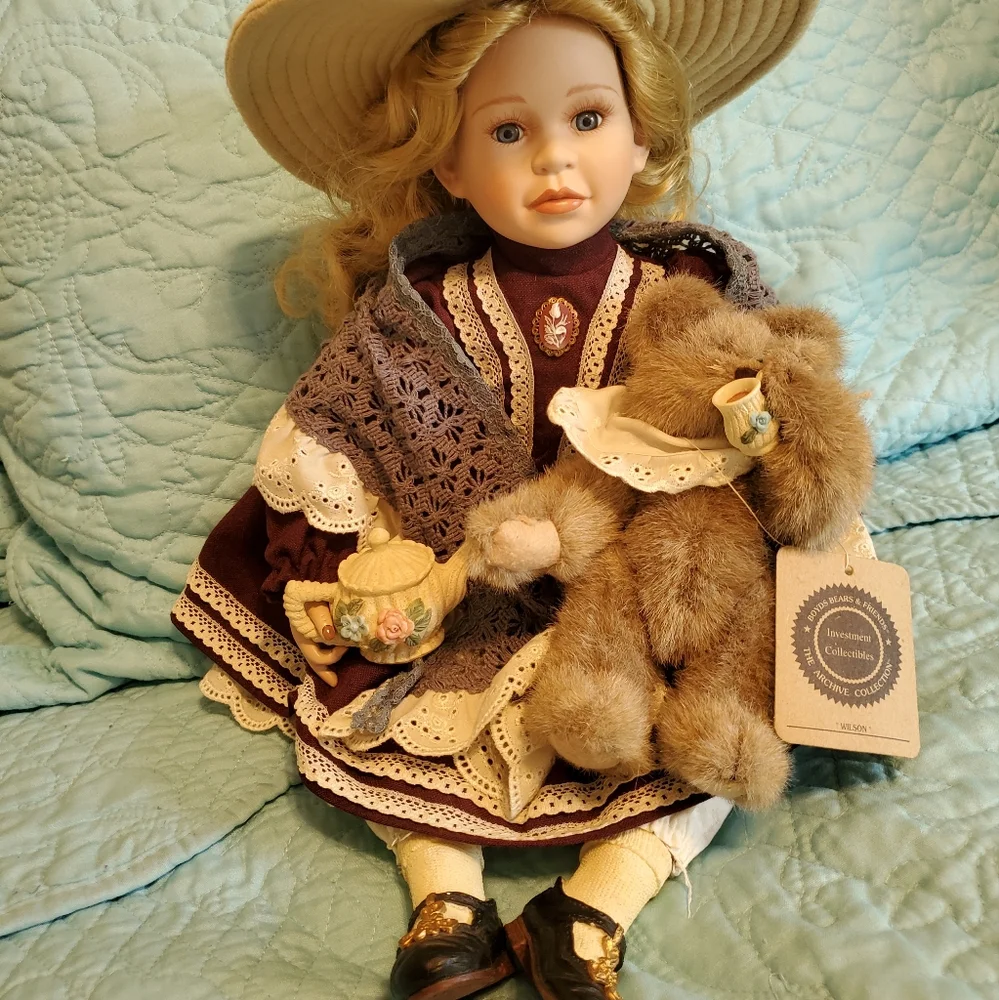 The BOYD'S COLLECTION Doll - Picture 2 of 12